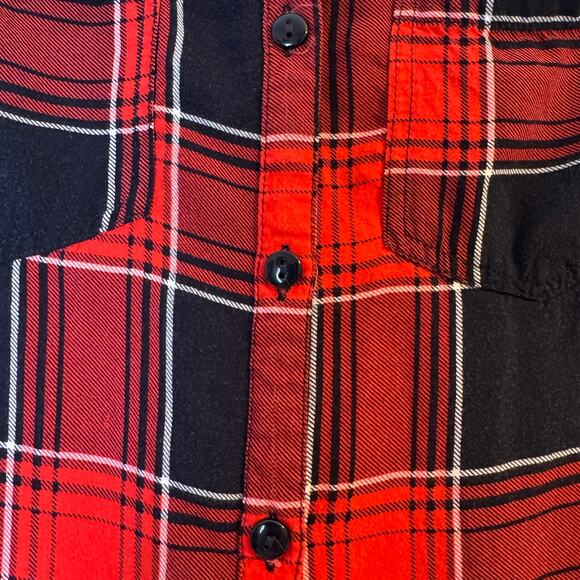 Love Notes Plaid Red Black White Tab Sleeve Shirt Size Small - Picture 4 of 11